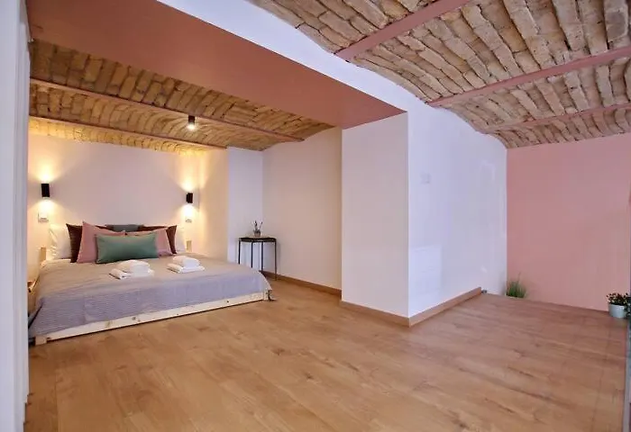 Canga Downtown For 6ppl, Balcony, Projector * Budapesta