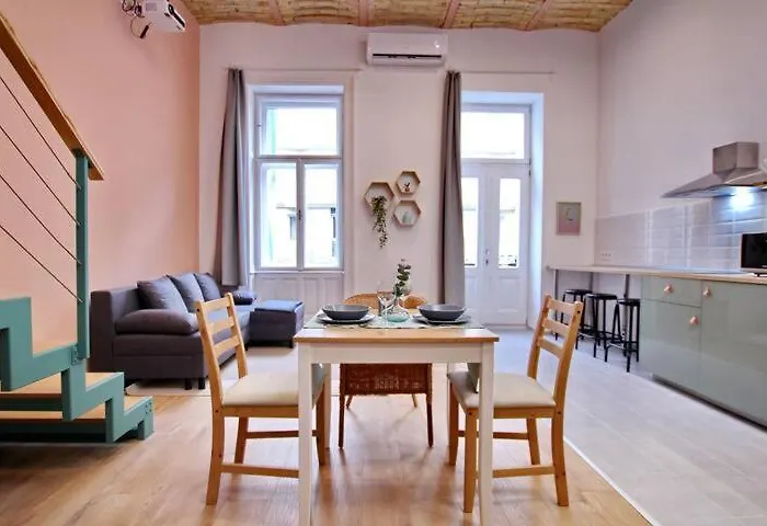 Canga Downtown For 6ppl, Balcony, Projector Daire